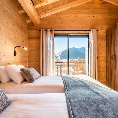 Azobe Morzine - By Emerald