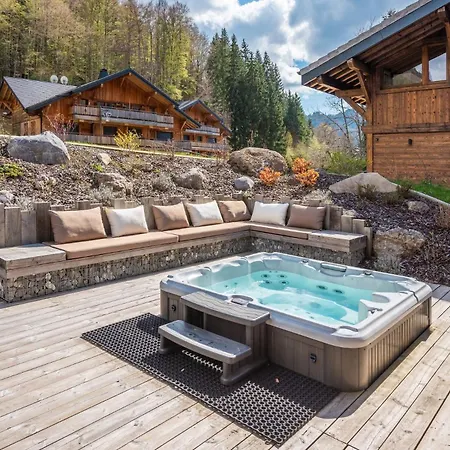 Azobe Morzine - By Emerald